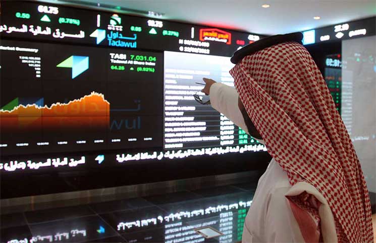 Saudi monitors oil prices