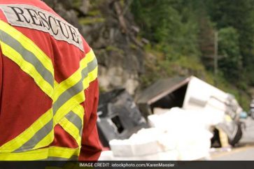 Hungarian bus crashes in Italy, killing 16