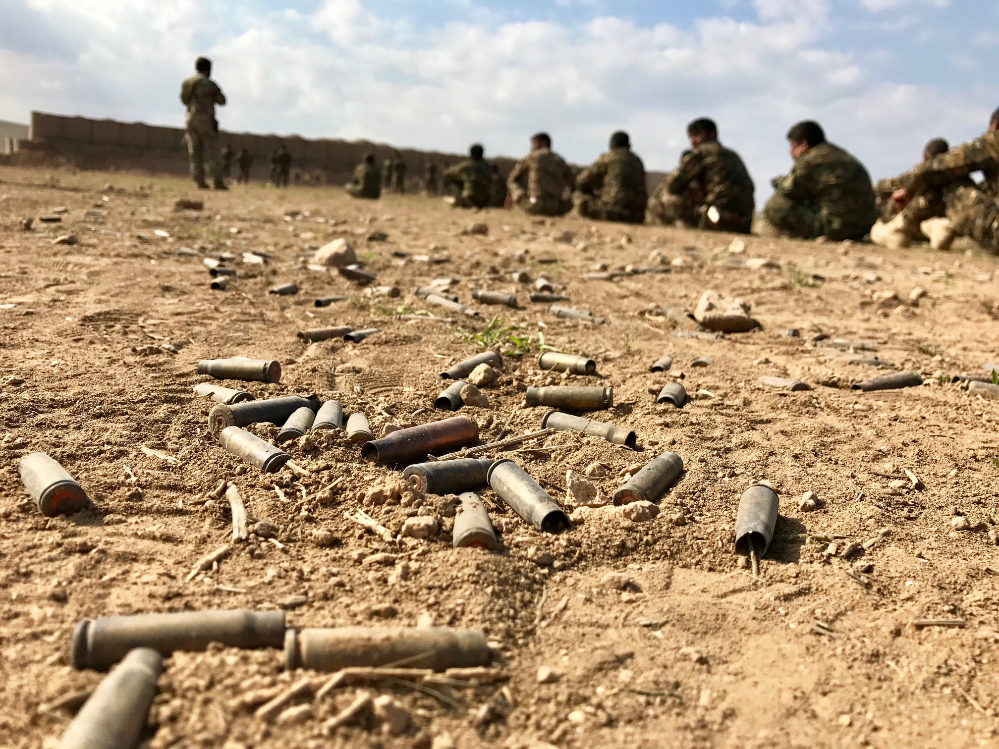 CENTCOM posted tweets on its Twitter account showing military training for Syrian Arab militants in Manbij