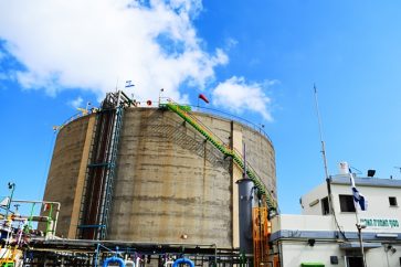 Ammonia storage tank in Haifa