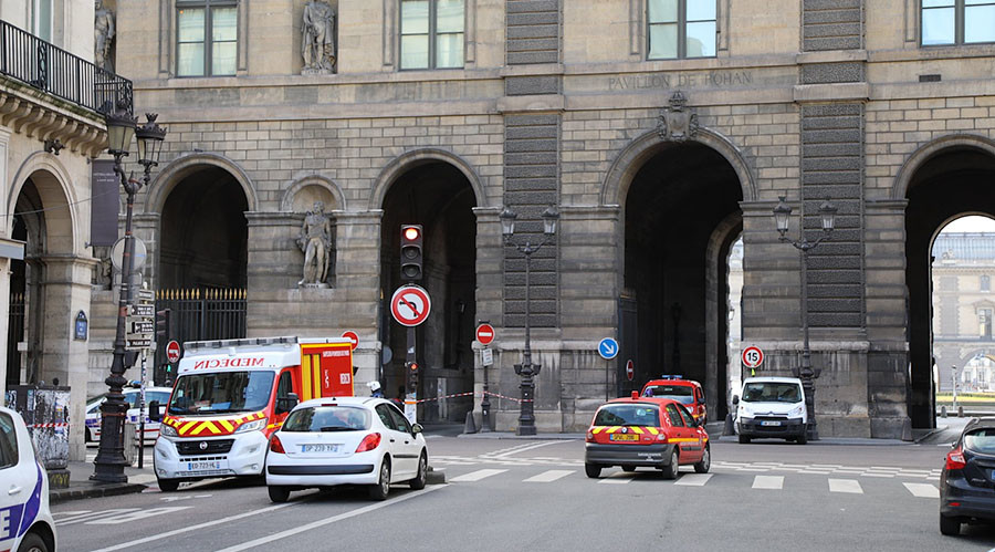 Louvre attack