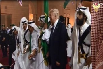 Saudi King Salman and US President Donal Trump dancing in Riyadh