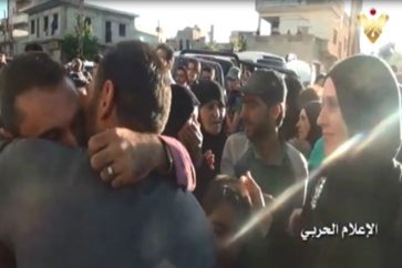 Assal Al-Ward locals celebrating their return