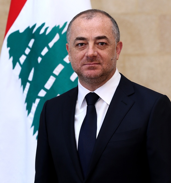 5dd7d76e413b9_MinEliasBouSaab