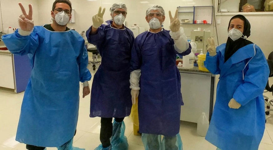 Iran coronavirus victory sign