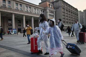 200408083824-wuhan-train-station-after-lockdown-lift-exlarge-169