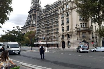 French police Eiffel Tower