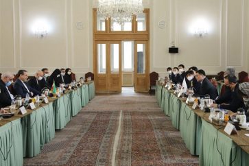 Iranian, South Korea delegations