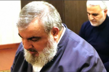 Sayyed Nasrallah Suleimani praying