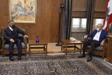 6012b0d4d3aae_2812021