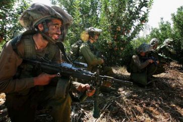 Israeli soldiers Lebanon border