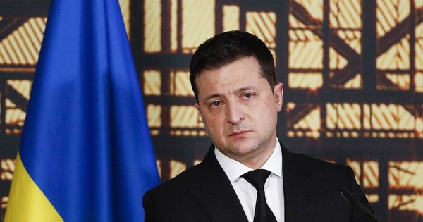 Ukraine-cuts-diplomatic