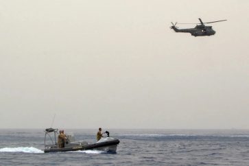 Lebanese Army rescue teams