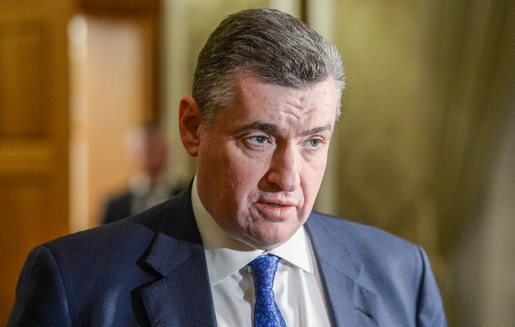 GOMEL REGION, BELARUS - FEBRUARY 28, 2022: Russian State Duma International Affairs Committee chairman Leonid Slutsky talks to journalists after Russian-Ukrainian talks. On 27 February, an agreement was reached with the Ukrainian side about talks in the Gomel Region of Belarus in connection with the Russian military operation in Ukraine. Early on 24 February, Russia's President Putin announced his decision to launch a special military operation after considering requests from the leaders of the Donetsk People's Republic and Lugansk People's Republic. Alexander Kryazhev/POOL/TASSÁåëîðóññèÿ. Ãîìåëüñêàÿ îáëàñòü. Ãëàâà êîìèòåòà Ãîñäóìû ÐÔ ïî ìåæäóíàðîäíûì äåëàì Ëåîíèä Ñëóöêèé âî âðåìÿ ïðåññ-ïîäõîäà ïî îêîí÷àíèè ïåðâîãî ðàóíäà ðîññèéñêî-óêðàèíñêèõ ïåðåãîâîðîâ. 27 ôåâðàëÿ ñ óêðàèíñêîé ñòîðîíîé áûëà äîñòèãíóòà äîãîâîðåííîñòü î ïðîâåäåíèè ïåðåãîâîðîâ â Ãîìåëüñêîé îáëàñòè Áåëîðóññèè íà ôîíå ïðîâåäåíèÿ îáúÿâëåííîé 24 ôåâðàëÿ ïðåçèäåíòîì ÐÔ Âëàäèìèðîì Ïóòèíûì ñïåöèàëüíîé âîåííîé îïåðàöèè íà Óêðàèíå â îòâåò íà îáðàùåíèå ðóêîâîäèòåëåé ðåñïóáëèê Äîíáàññà (ÄÍÐ è ËÍÐ) î ïîìîùè. Àëåêñàíäð Êðÿæåâ/POOL/ÒÀÑÑ