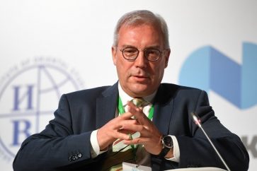 17d5affd-fc11-4421-a1b3-e8f69283dba1