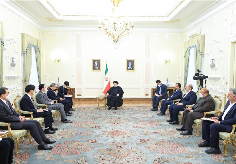 Raisi Chinese delegation