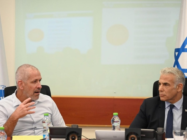 Ronen Bar Yair Lapid