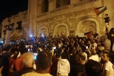 photo_5870655033442417803_y