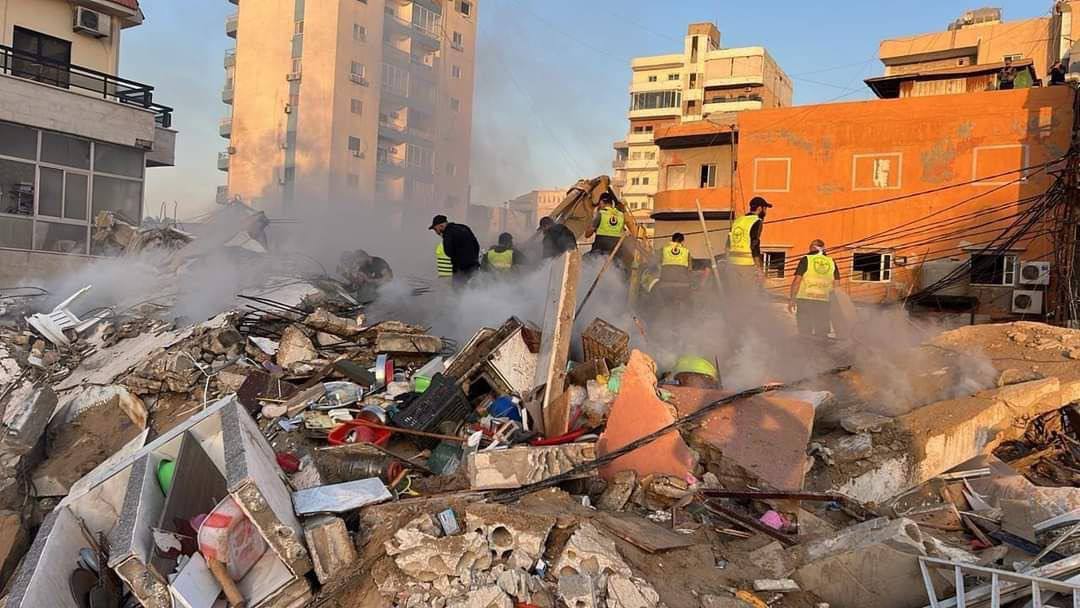 Israeli strike on Raml neighborhood isouth Lebanon Tyre