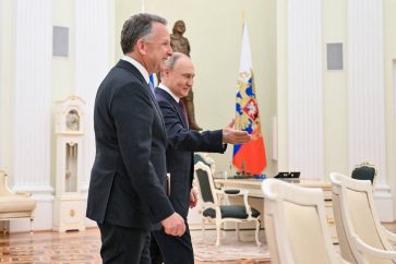 US Special Presidential Envoy Steve Witkoff and Russian President Vladimir Putin
© Kristina Kormilitsyna/POOL/TASS