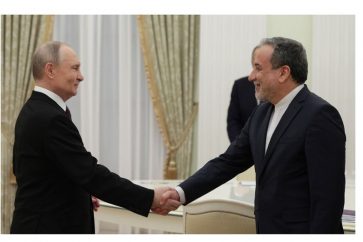 Russian President Vladimir Putin - Iran’s Foreign Minister Abbas Araghchi