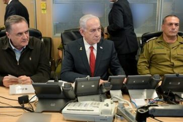 Israeli Defense Minister Israel Katz (L), Prime Minister Benjamin Netanyahu (C) and Israeli Chief of Staff Lt. Gen. Eyal Zamir (R) at Israeli air force command center (August 24, 2025).