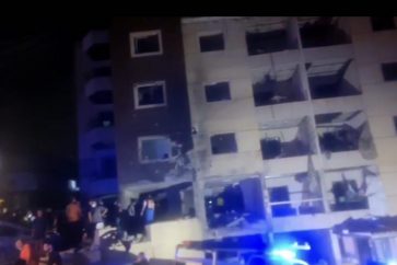 photo_5929433499134183601_y