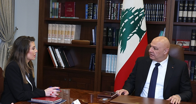 7280370867fc3b57aa7bf817e8a361ef